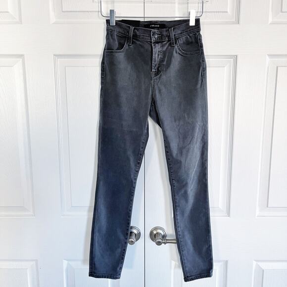 J Brand Alana High-Rise Cropped Jean in Dust - Picture 2 of 7